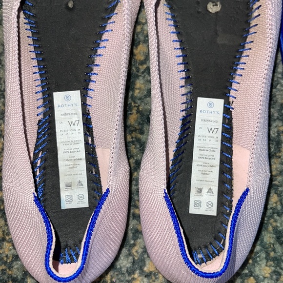 Rothy’s The Point women’s shoes size 7 mint condition/see pic for tiny spot - Picture 7 of 8